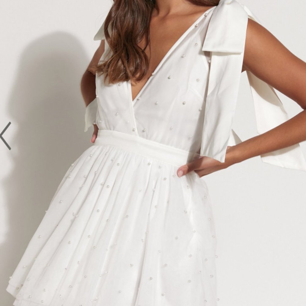 NWT Showpo Karalyn Mini Dress - Bow Strap Plunge Pearl Detail Dress in White Sz8